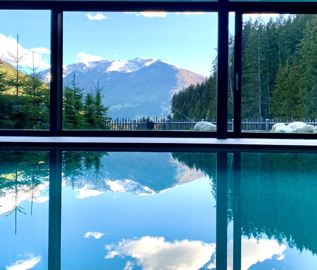 Gasthof Rabenstein Sarentino ภายนอก รูปภาพ